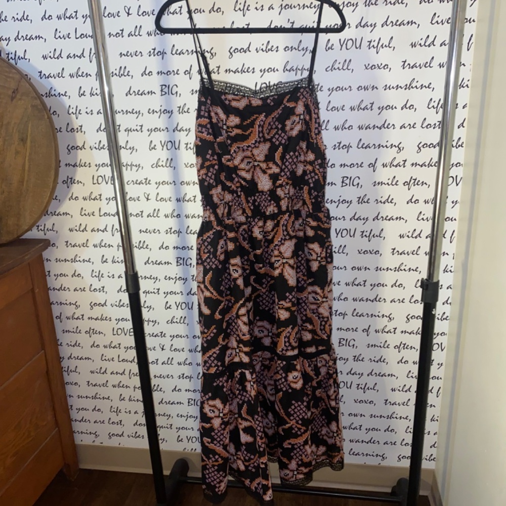 NWOT Embroidered Maxi Dress - Picture 6 of 14